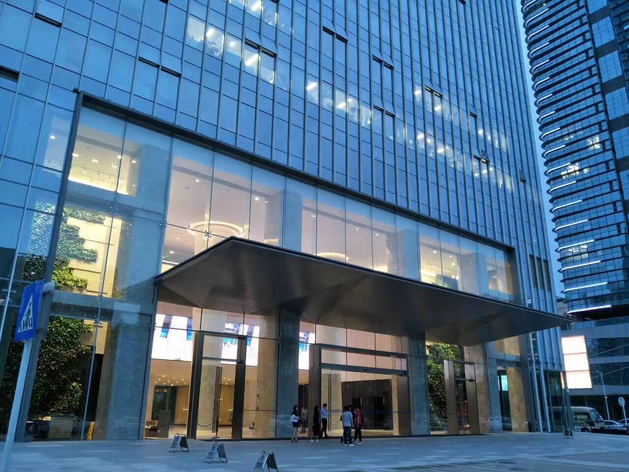 深圳百丽大厦-办公室装修工程